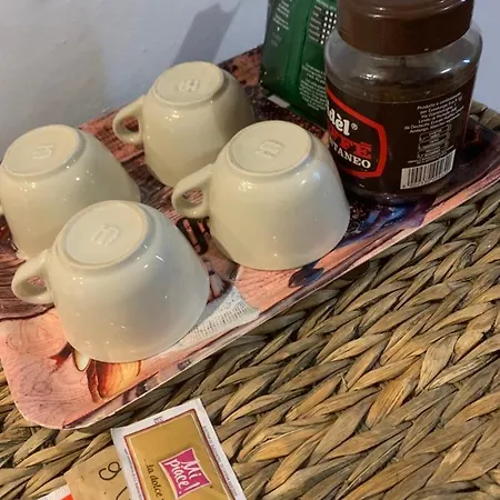 Short Stop Albergue Florença