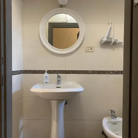 Short Stop Albergue *